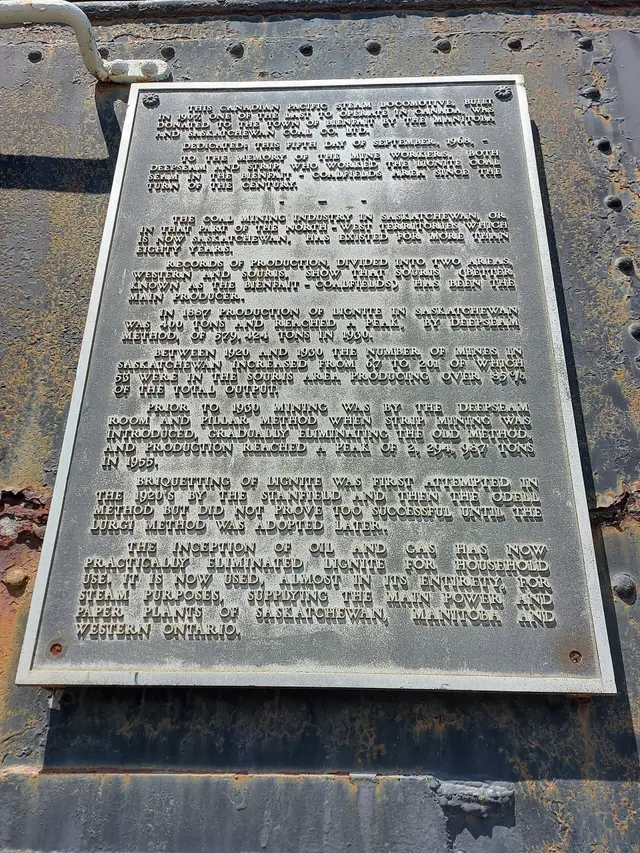 Locomotive plaque about coal mining